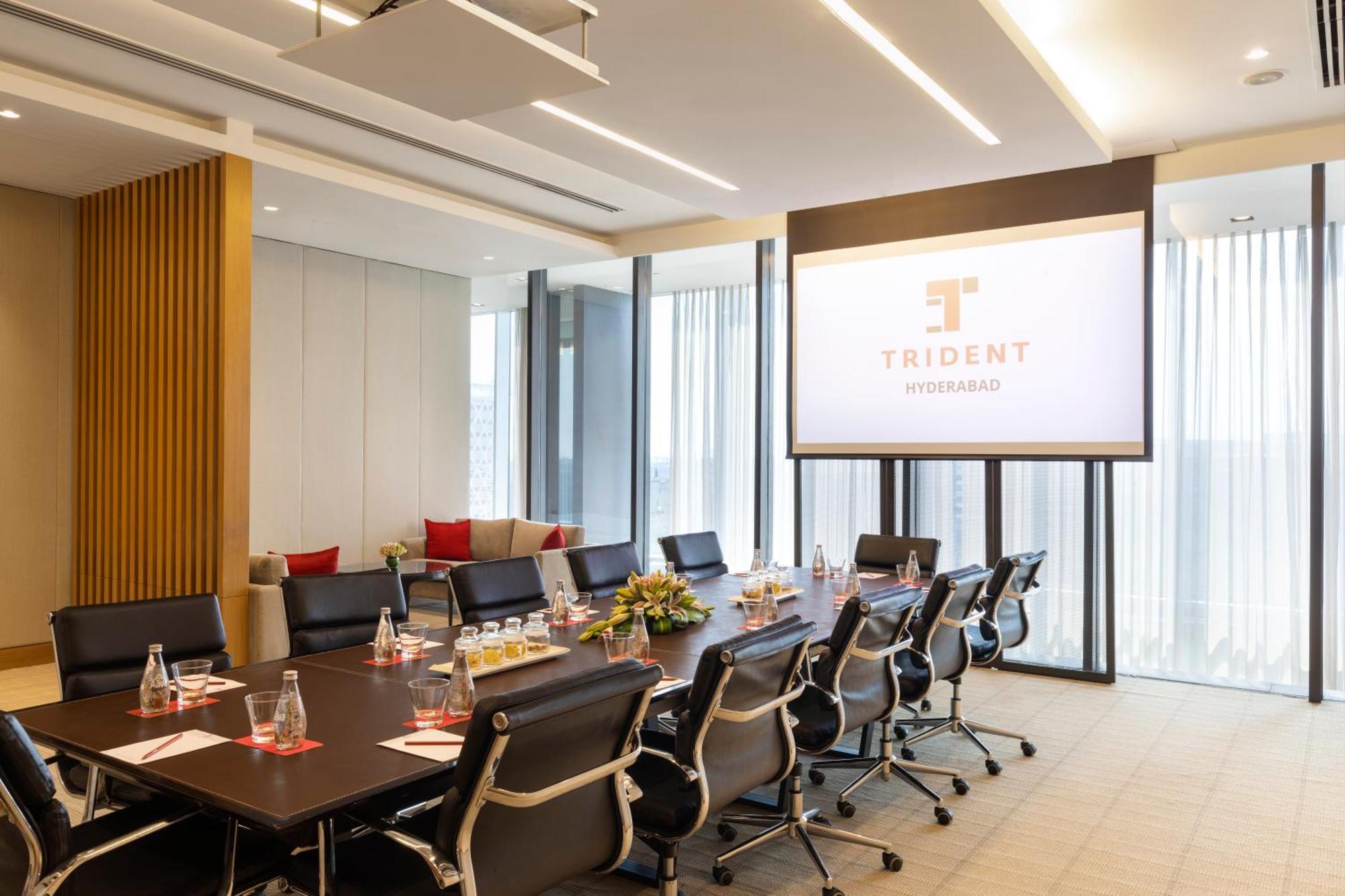 Trident Hyderabad Hotel Exterior photo Meeting room