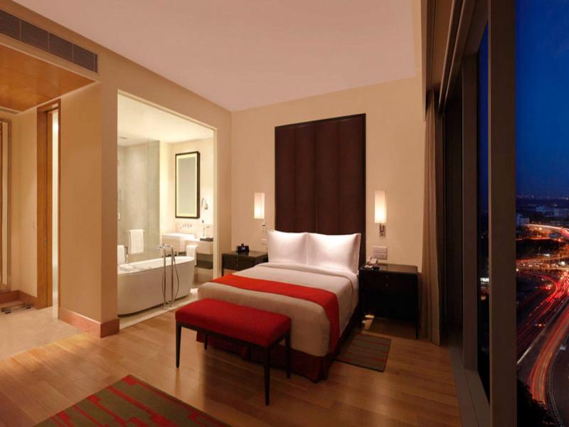 Trident Hyderabad Hotel Exterior photo A bedroom at the Taj Mahal Palace, Mumbai