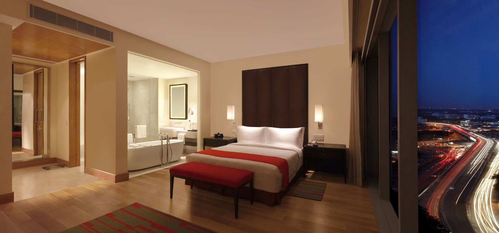 Trident Hyderabad Hotel Exterior photo A bedroom at the Taj Mahal Palace, Mumbai