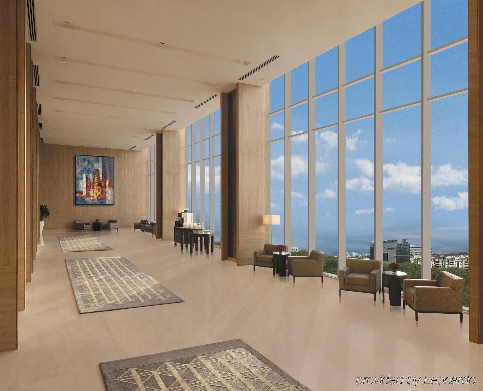 Trident Hyderabad Hotel Exterior photo The Sky Lounge