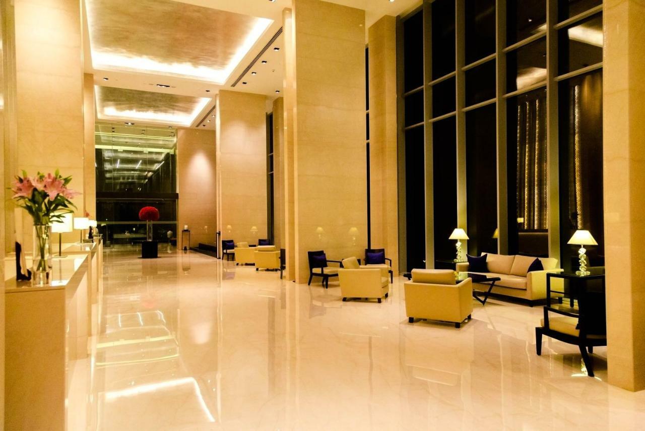 Trident Hyderabad Hotel Exterior photo The lobby of the hotel